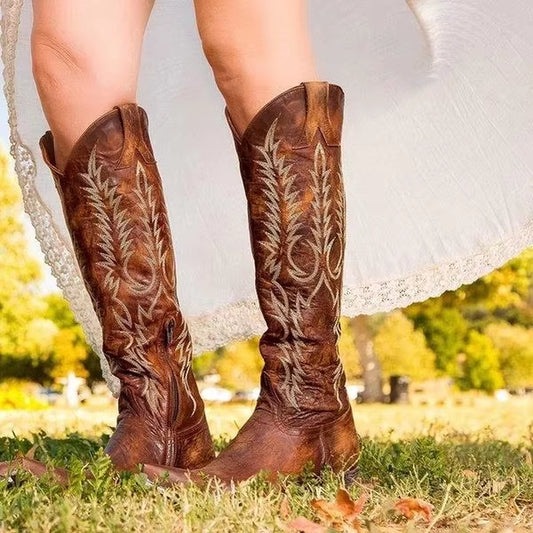 Vintage Women Knee High Boots Leather Riding Boots Medieval Western Cowgirl Boots Autumn Winter Pointed Toe Flat Boots