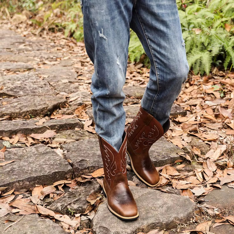 Cowboy Boots Brown Faux Leather Shoes Retro Men Boots Embroidered Western Big Size 46 47 48 Ethnic Boots Motorcycle Boots